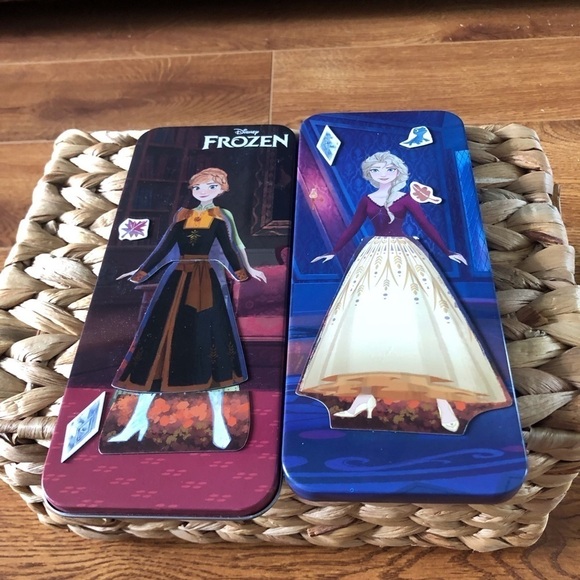 Disney Frozen metal magnetic paper doll set - Picture 1 of 4